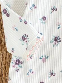 新生儿三件套服装，面料柔软舒适，紫色碎花长袖连体衣，撞色滚边，搭配纯色高腰裤和可爱帽子，秋冬家居服套装 - 彩色 - 查看 4