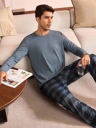 Manfinity Underwear&Sleepwear Basics Conjunto de pijama para hombres con top de cuello redondo de unicolor de manga larga y pantalones a cuadros. Ropa de descanso para otoño e invierno.