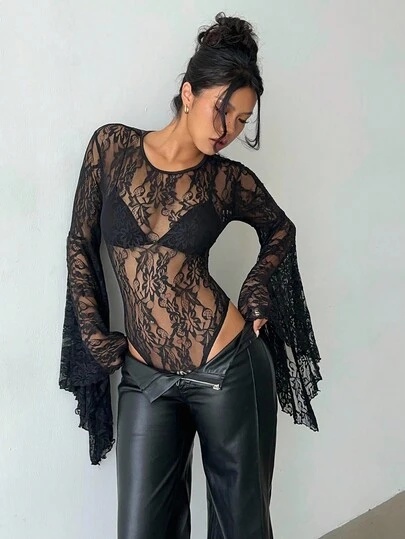 Aloruh Cadılar Bayramı Yarasa Kollu Siyah Dantelli Body, Kadınlar İçin Şık ve Seksi Gece Kulübü Body, Y2K, Şık Kadın Body, Cadılar Bayramı Kostümü, Cadılar Bayramı Kıyafetleri, Kadınlar İçin Sonbahar Kıyafetleri, Gotik Kıyafetler, Gotik, Günlük, Country Konser Kıyafeti, Parti, Gece Kulübü Müzik Festivali