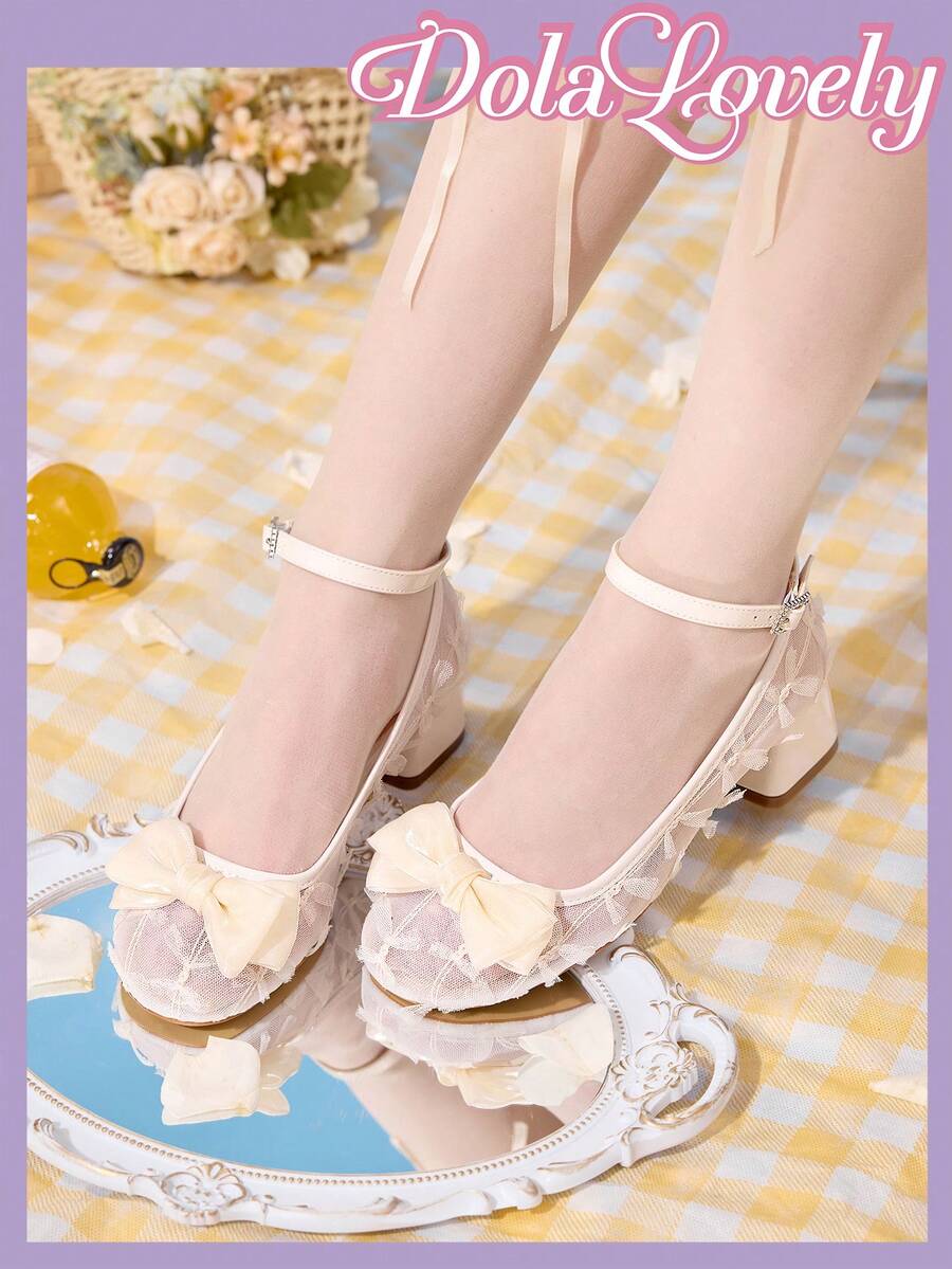 Dola Lovely 女式杏色圆头浅口鞋，低鞋面粗跟高跟鞋，网眼透气蝴蝶结玛丽珍鞋，时尚百搭夏季鞋履
