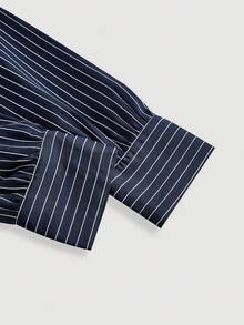 SHEIN MOD قميص أبيض وأزرق مخطط طويل الأكمام غير متماثل مع تصميم متقاطع وربطة عنق خلفية، ملابس كاوبوي للنساء