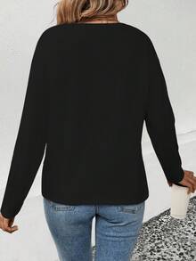 EMERY ROSE Women's V-Neck Flared Cuff, Popular Ombre Heart Print Casual Long Sleeve T-Shirt - Black - View 2