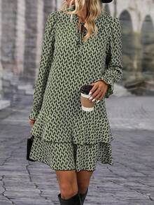 EMERY ROSE Váy suông rộng rãi họa tiết hình học viền bèo nhún cho nữ - xanh quân đội - Xem 6