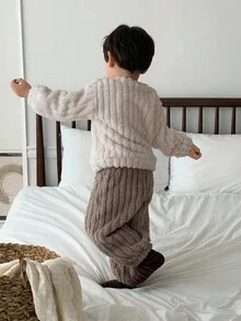DAZY Conjunto de pijama de top de manga larga de cuello redondo y pantalones de color liso de felpa para bebé niño y niño pequeño - Albaricoque - Ver 2