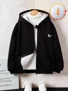 一件男童针织纹理面料内衬抓绒外套，保暖舒适，休闲百搭，适合秋冬季、开学季和圣诞节等场合。