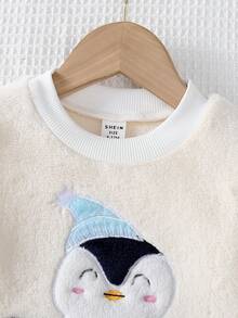 2 Stücke Baby/Kleinkind Jungen Cartoon Pinguin bestickte Flanell Rundhals Langarm Oberteil und Hose Pyjama Set