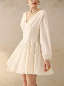 Cévolie 休闲优雅荷叶边V领泡泡袖连衣裙