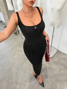 SHEIN EZwear 加大码纯色拉绒罗纹纽扣细节休闲吊带连衣裙，百搭秋冬装 - 黑色 - 查看 9