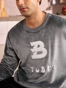 Manfinity Underwear&Sleepwear Basics Men's Minimalist Letter Embroidery Crew Neck Long Sleeve Top And Pants Fluffy Pajama Set, Fall Winter Clothes, Cozy - Grey - View 5