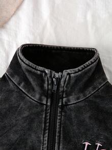 SHEIN Playful Pals Girls Young Girl New Black Washed Casual Loose Playful Cute English Embroidery Zip-Up Knit Denim Top @ Casual Loose Embroidered Wide-Leg Denim Pants Set, Suitable For Daily Wear, Simple And Fashionable Fall Winter - Black - View 7