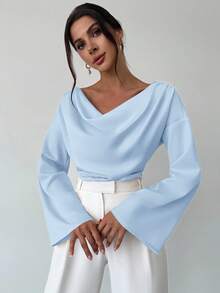 Firerie Áo sơ mi nữ cổ thuyền tay loe cạp chun màu mơ, phong cách tối giản thanh lịch, chất liệu satin, cổ bẻ bất đối xứng, tay loe, sang trọng khi mặc công sở - Màu xanh nhạt - Xem 7