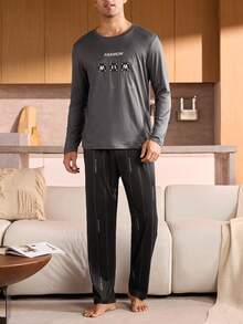 Manfinity Underwear&Sleepwear Basics Conjunto de pijama de talla grande para hombre con parte superior de cuello redondo de manga larga y pantalones con estampado simple - Gris Oscuro - Ver 4