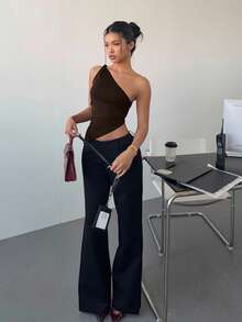 Siren Gaze 情人节扭纹单肩上衣 女士优雅修身上衣 - 棕色 - 查看 3