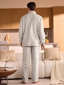 Manfinity Underwear&Sleepwear Basics Men's Fleece High Neck Half-Button Casual Loose Fit Long Sleeve Top & Pants Loungewear Fluffy Set, Fall Winter Clothes, Cozy