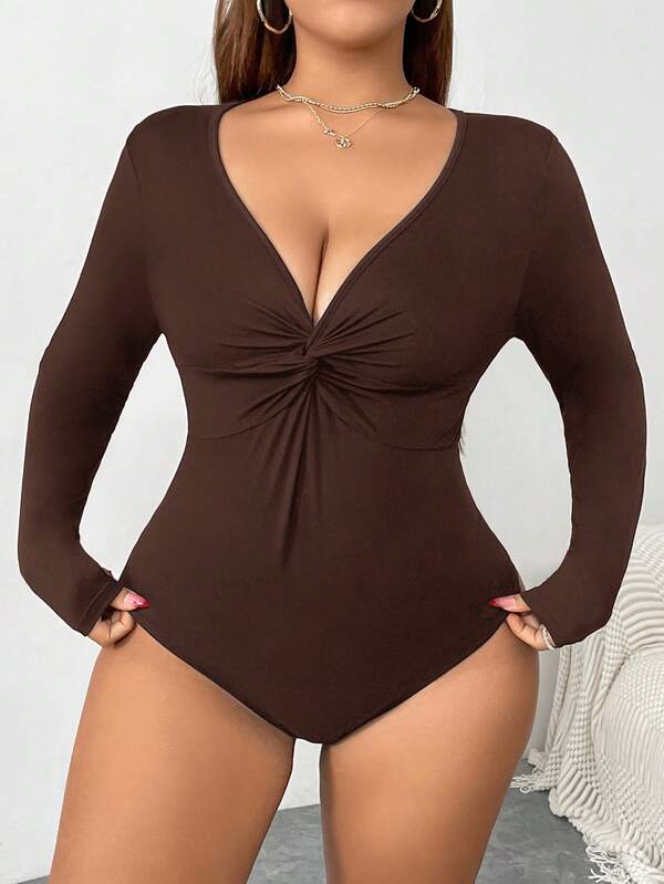 SHEIN Essnce Medias para mujer talla grande, negras. Body de manga larga para mujer, negro. Camisa de manga larga para mujer, negra.