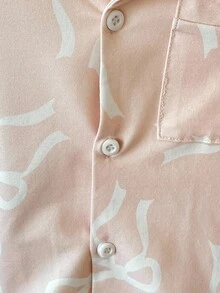 SHEIN 2件套 女童可爱蝴蝶结装饰白色长袖上衣和裤子睡衣套装 浅粉色睡衣套装 儿童真丝睡衣 女童睡衣 女童真丝睡衣套装 蝴蝶结睡衣套装 嘉年华秋冬儿童翻领长款睡衣套装 - 淺粉色 - 查看 4