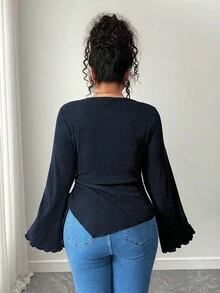 Elenzga Kaos Kasual Wanita Ukuran Besar Warna Polos Kerah Tinggi Lengan Lebar Hem Asimetris - Navy Blue - View 2