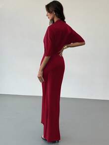 Aloruh 女士纯色重叠V领蝙蝠袖褶裥修身优雅长连衣裙，婚礼宾客礼服 - 酒紅色 - 查看 2