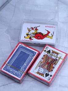 SHEIN 2 张扑克牌、扑克牌、标准扑克牌、成人扑克牌、防水扑克牌、大型优质百搭牌、圣诞礼物、节日派对用品、扑克牌、派对纸牌游戏、纸牌游戏、纸牌盒、纸牌、扑克牌、纸牌游戏、扑克牌游戏