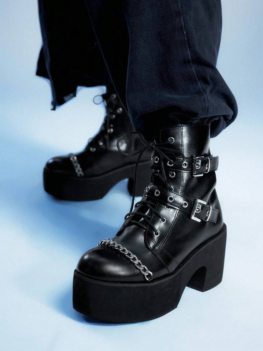 Sugerpunk 女式哥特式金属链扣圆头粗跟朋克靴，PU 黑色高跟靴，适合派对、日常穿着、晚礼服，增高修腿 - 黑色 - 查看 1