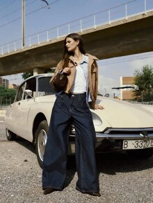 Nöista Short Brown Jacket With Button Closure, Flap Pockets And A Structured Shape, An Ideal Choice For Elegant Women's Winter Wear, Offering A Polished Layer Suitable For Formal Outfits, Christmas Events And Refined New Year Dressing. - Brown - View 4