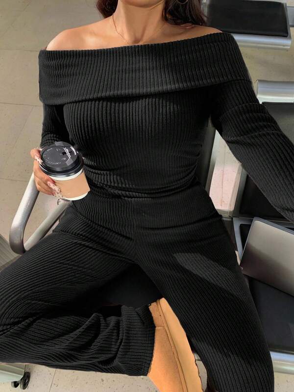 SHEIN EZwear Plus Size Casual & Homewear Minimalist Off Shoulder Thick Stripe 2 Pieces Set Off The Shoulder Two Piece Set Comfortable Two Piece Outfit/Winter Black Two Piece Set Women Ribbed Two Piece Set Off The Shoulder Top Comfortable Two Piece Set