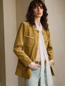 Arave 梭织纯色亮片蕾丝拼布金属纽扣装饰口袋圆领长袖插肩袖户外休闲通勤女春秋外套 - 卡其色 - 查看 7