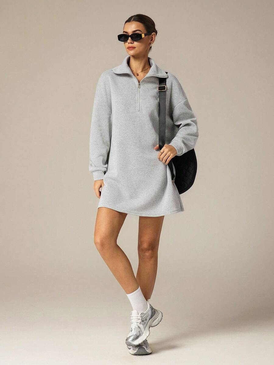 Hanevo 秋冬新款休闲街头简约通勤宽松返校高领拉链半开下摆套头衫长袖H型宽松卫衣+女短裤连衣裙套装