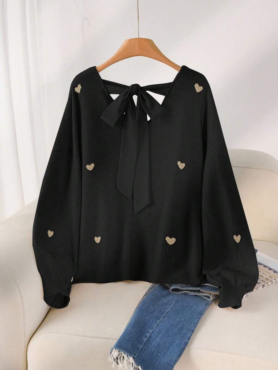 CosyJoli Suéter holgado con escote en V y espalda descubierta con estampado de corazones en beige para tallas grandes