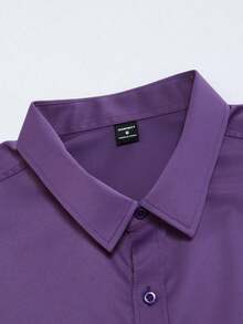 Manfinity Mode Camisa casual de manga larga con botones delanteros de unicolor para hombre, morado, otoño - Morado - Ver 4