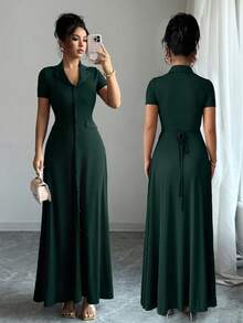 Màu xanh lá cây đậm