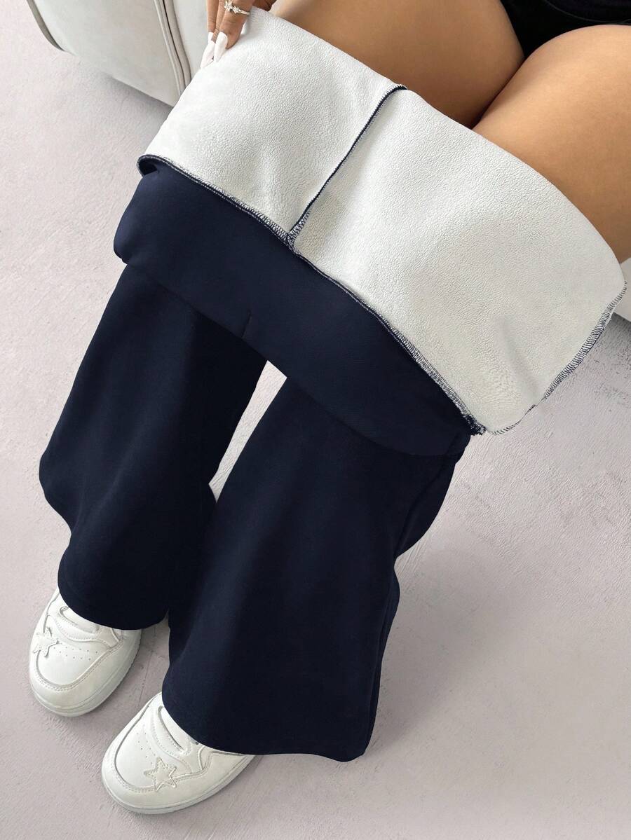 SHEIN EZwear Quần ống loe lưng thun co giãn màu trơn cỡ lớn có lớp lót giữ nhiệt dành cho nữ, thường ngày cho mùa thu/đông - Màu xanh hải quân - Xem 1