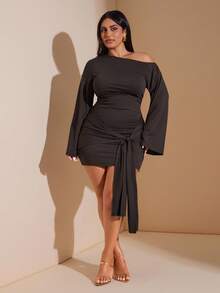 SHEIN BAE 大码女式纯色修身长袖不对称肩部连衣裙 - 棕色 - 查看 6