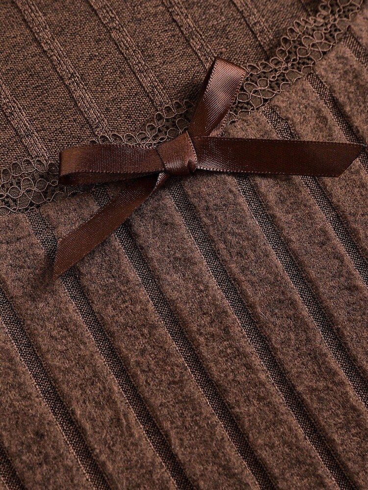 SHEIN Girlism Teen Girls Solid Color Round Neck Long Sleeve T-Shirt, Autumn,U-Neck Splicing Lace, Bow Decoration, Sweet And Lovely Lady, Suitable For Spring Festival, Autumn And Winter Wear, Party Fall - Brown - View 3