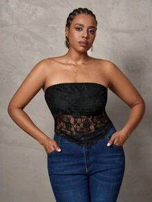 SHEIN Tall CURVE Große Größen Damen Einfarbig Einfaches Alltagsoberteil mit Spitzenverzierung Spitzen-Tube-Top Tube-Top Spitzenoberteil Tube-Top mit BH Spitzen-Bodysuit