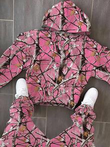 Manfinity Dauomo Conjunto de sudadera con capucha para hombres, sudadera casual retro minimalista de varios colores con estampado completo de ramas de árbol y letras de cuello redondo, manga larga y holgada, pantalón de chándal largo de dos piezas para hombres, adecuado para varias ocasiones: ceremonia de graduación, atuendo de vuelta al colegio, atuendo de maestro, temporada de otoño e invierno, regalo para amigos - Multicolor - Ver 1