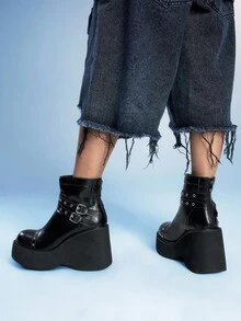 Sugerpunk 女士休闲派对舒适踝靴，哥特式铆钉金属双带搭扣后拉链，黑色朋克风厚底粗跟踝靴 - 黑色 - 查看 2