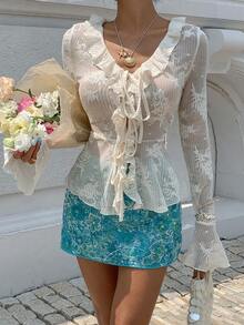 SHEIN Frenchy 女式花卉提花荷叶边领口前系带时尚喇叭袖衬衫 - 杏色 - 查看 8