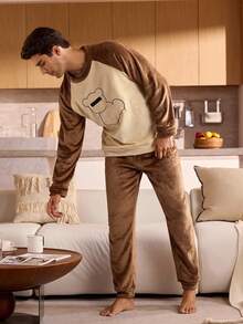 Manfinity Underwear&Sleepwear Basics Bộ đồ ngủ bằng vải nỉ cổ tròn dài tay và quần dài cho nam, trang phục thu đông, ấm áp - màu nâu - Xem 3