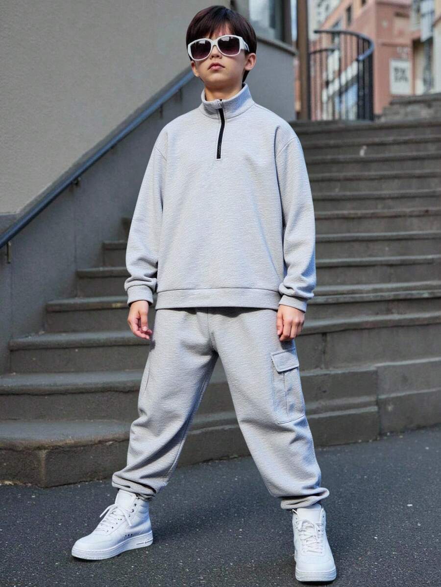 SHEIN 2pcs Tween Boy Stand Collar Sweatshirt With Cargo Pockets & Sweatpants Set, Casual Tracksuit Suitable For Autumn/Winter Leisure, Sports, School Fall - Grey - View 1