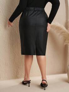 Chikora Plus Size Elegant Metal Chain Decor High Stretch PU Skirt, Autumn/Winter,Business Casual - Black - View 2