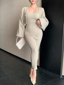 DAZY Bộ đồ 2 món thanh lịch, áo len tay cánh dơi cài nút cho nữ, màu trơn, mùa thu - Màu be - Xem 2