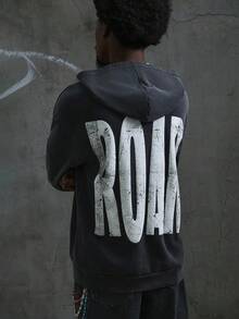 Manfinity ZONE917 Oversized Streetwear Vampire Teeth Graphic White Hoodie With Black Splatter Print