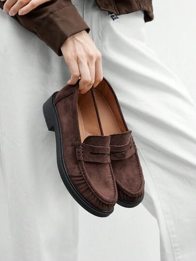 CUCCOO BIZCHIC Women's Casual Slip-On Flat Athletic Sneakers For Christmas