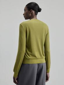 Ontre 2025 Vintergrön pullovertopp med delvis slå om framtill och enkelknäppt skalknappar, elegant och stilig för fest och pendling i stan. - Grön - Visa 3