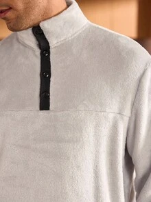 Manfinity Underwear&Sleepwear Basics Men's Fleece High Neck Half-Button Casual Loose Fit Long Sleeve Top & Pants Loungewear Fluffy Set, Fall Winter Clothes, Cozy