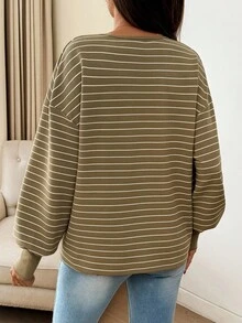 SHEIN 孕妇舒适咖啡棕色条纹长袖圆领针织T恤，适合休闲穿着，孕妇哺乳上衣，孕妇上衣，孕妇衬衫 - 咖啡棕 - 查看 2