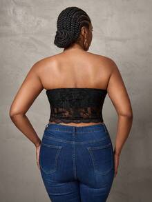 SHEIN Tall CURVE Große Größen Damen Einfarbig Einfaches Alltagsoberteil mit Spitzenverzierung Spitzen-Tube-Top Tube-Top Spitzenoberteil Tube-Top mit BH Spitzen-Bodysuit