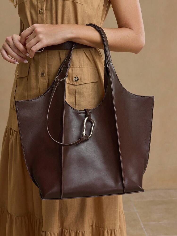 PU LEATHER IRON ORNAMENT SHOULDER BAG