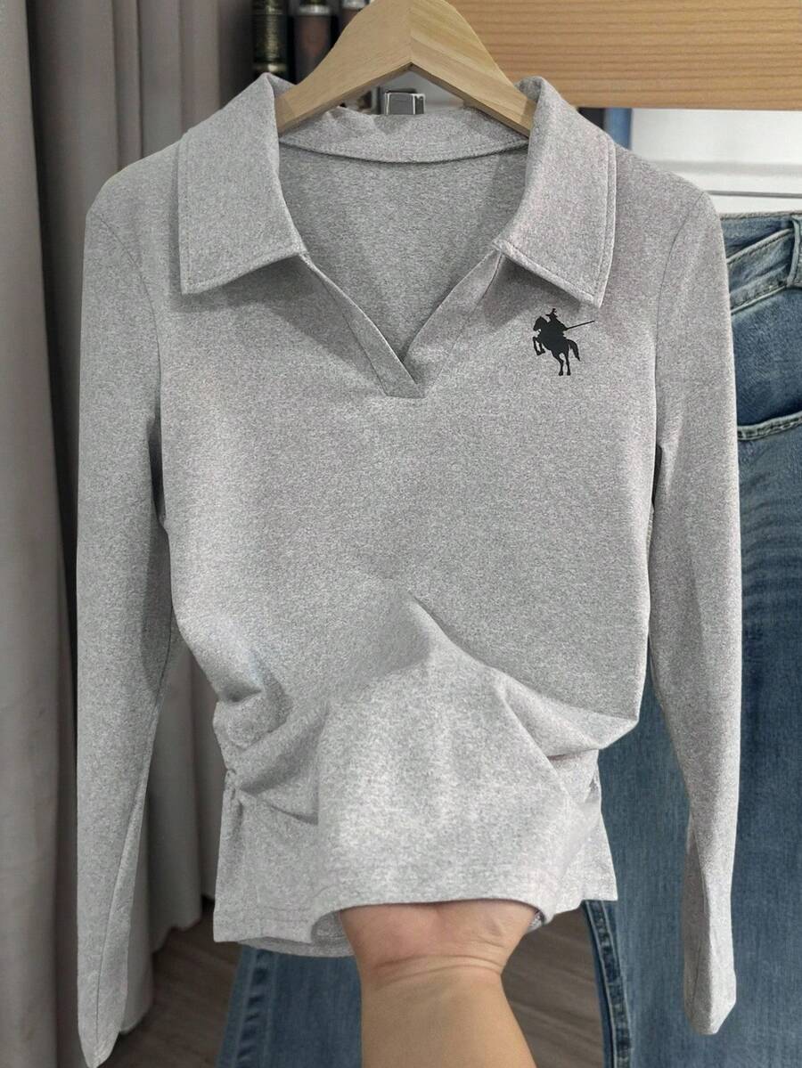 SHEIN 女式休闲骑士印花翻领长袖T恤 - 灰色 - 查看 1